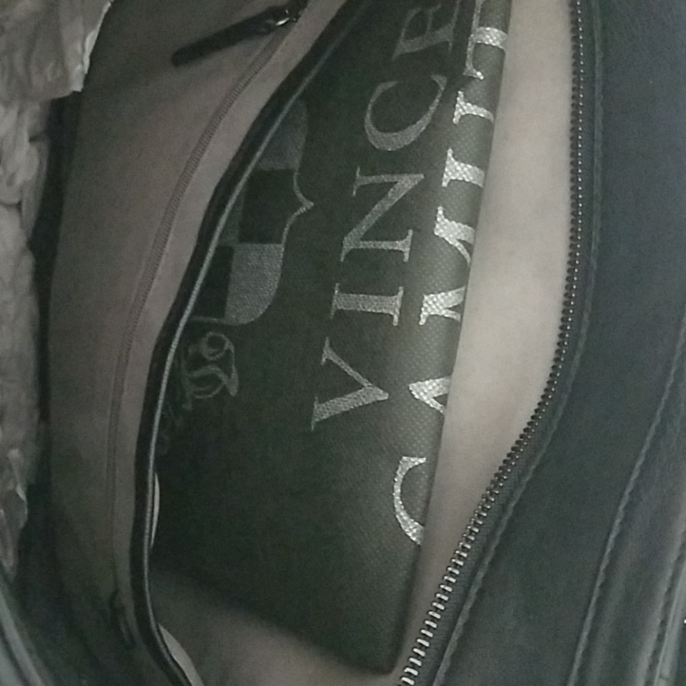 🆕  Vince Camuto Tave – Quilted Tote - Picture 6 of 6